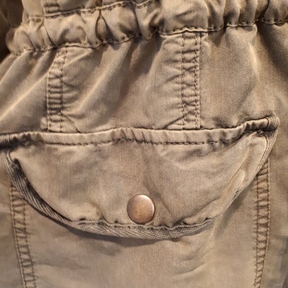 BOHO STYLE HINGE GREEN JACKET - Picture 8 of 16